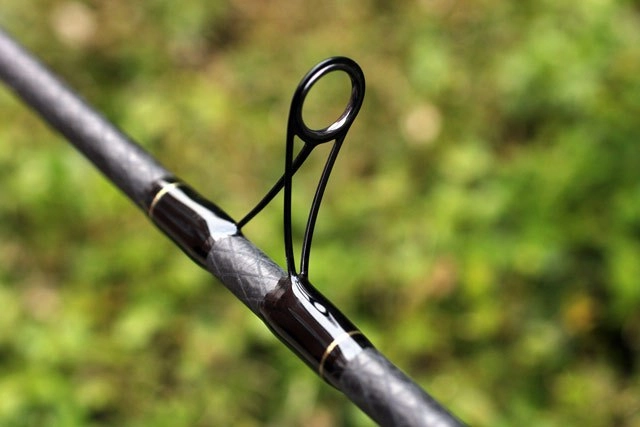 acolyte-plus-12ft-feeder-detail-3.jpg